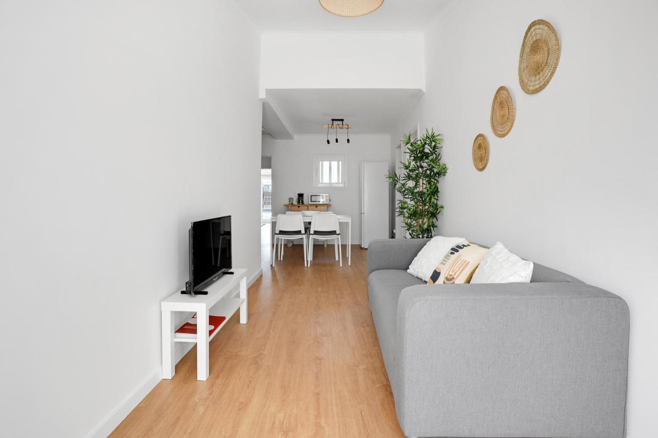 Sunny 2 Bedroom Apartment In Almada - Balconies With River View Ngoại thất bức ảnh
